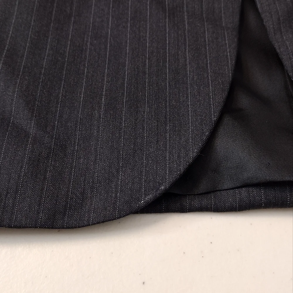 Burberry Men's 100% Wool Pinstripe Business Office Button Sport Coat Blazer Sz44